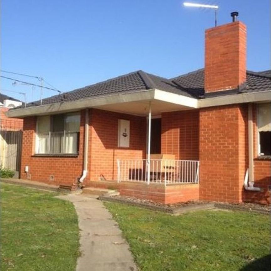 Great Family Home - Photo 1