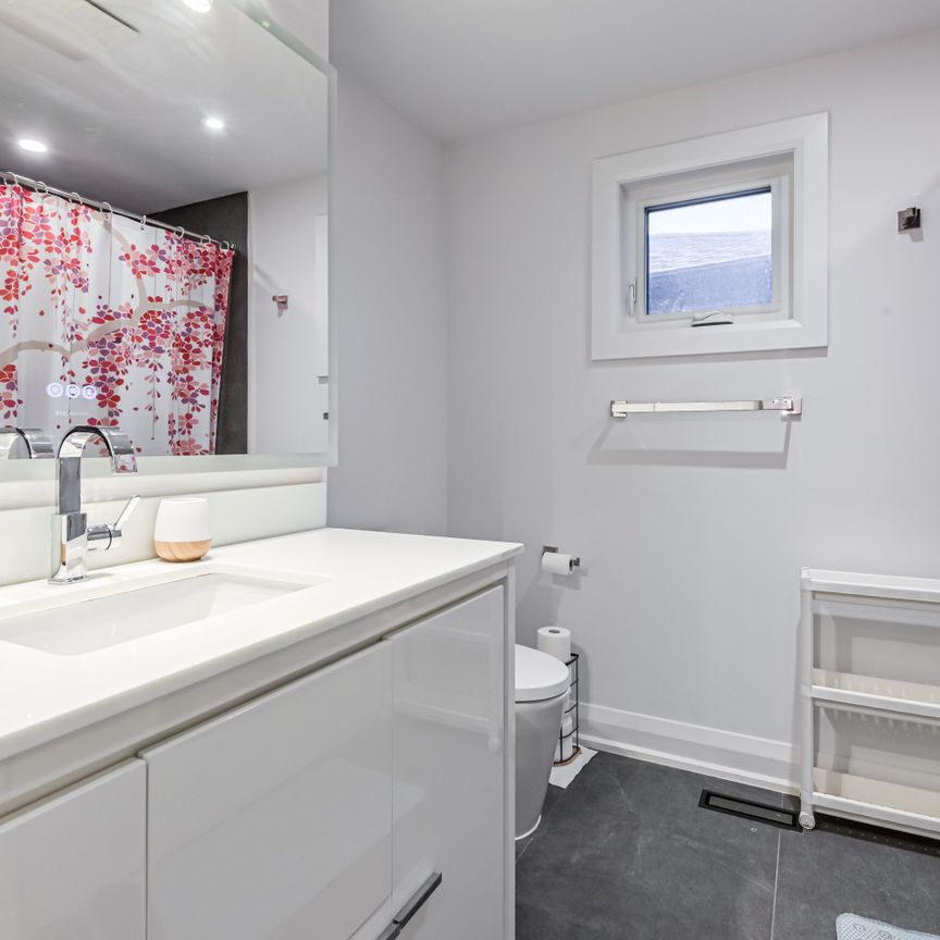 For Lease - 54 Campbell Avenue Unit# BED 1, Vaughan, Ontario - Photo 1