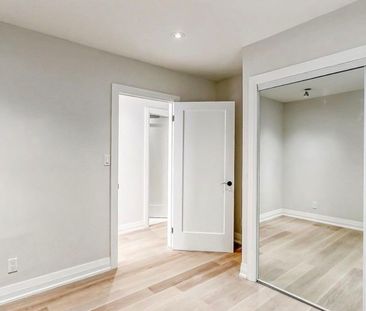 For Lease - 237 Lakeshore Road, Mississauga, Ontario - Photo 5