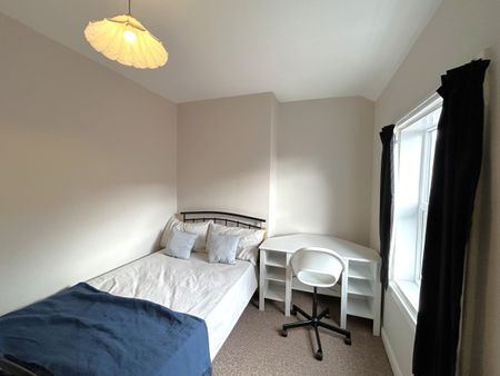 4 bedroom house share to rent - Photo 3