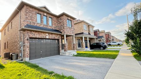 For Lease - 27 Palace Street, Thorold, Ontario - Photo 4