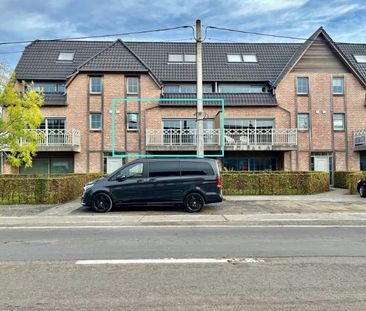 APPARTEMENT MET TWEE SLAAPKAMERS EN ONDERGRONDSE AUTOSTAANPLAATS - Photo 2