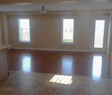 For Lease - 242 Buttercup Court, Waterloo, Ontario - Photo 4