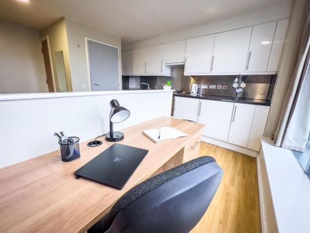 Studio to rent - Photo 2