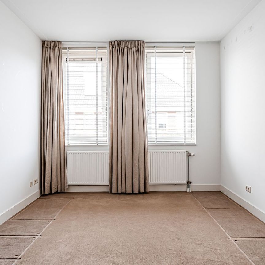 Ooievaarlaan 2, Dichters- en Vogelbuurt, 2106DC, Heemstede - Photo 1