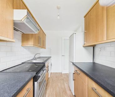 2 bedroom apartment to rent - Photo 6