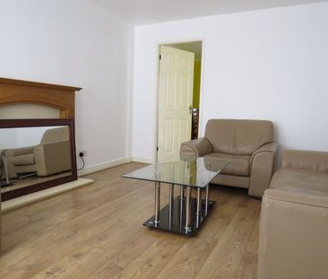 Steepside, Radbrook, Shrewsbury, SY3 6DR - Photo 2