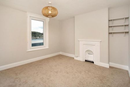 2 bedroom maisonette to rent - Photo 4
