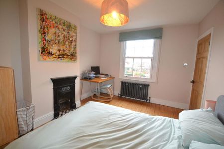 3 bedroom terraced house to rent - Photo 5