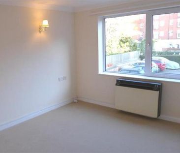 1 bedroom retirement property to rent - Photo 5
