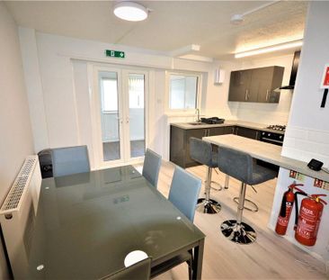 1 bedroom in a house share to rent - Photo 5