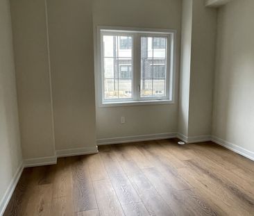 For Lease - 24 Bullata Lane, Richmond Hill, Ontario - Photo 6