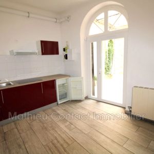 Ecusson, Location appartement 1 pièce 28 m² - Photo 2