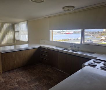 1/12 Victoria Parade, Devonport TAS 7310 - Photo 5