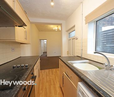2 bed terraced house to rent in Anchor Road, Stoke-on-Trent, Staffo... - Photo 2