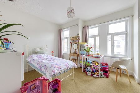 Chapter Road, London, NW2 - Photo 3