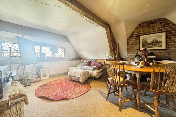 3 bedroom flat to rent - Photo 1