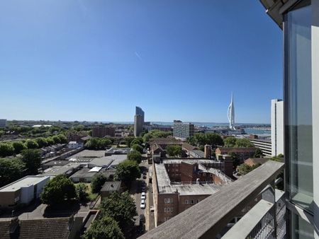 Admiralty Tower, Queen Street - Photo 4