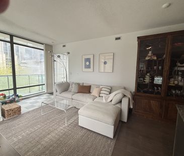 For Lease - 21 Scollard Street Unit# 402, Toronto, Ontario - Photo 2