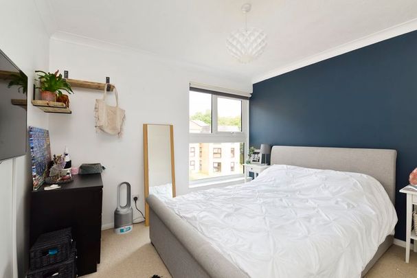 Chapel Fields, Godalming - 2 bedrooms Property for lettings - Seymours - Photo 1