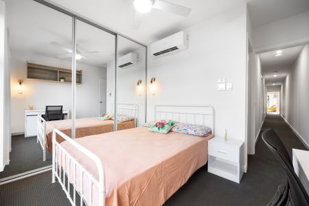 Woodmere Avenue (H60), Paradise – Room G - Photo 5