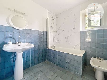 Location Maison 3 pièces 98m² - Photo 4