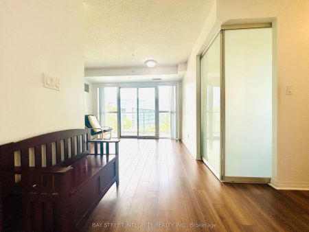 275 Yorkland Road #307 - Photo 4