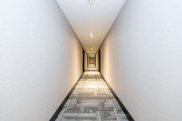 For Lease - 2343 Khalsa Gate Unit# 313, Oakville, Ontario - Photo 1