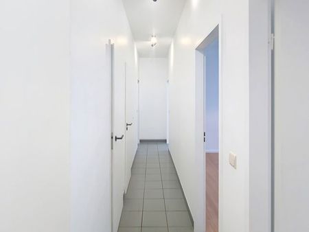 Gelijkvloers appartement te huur in Molenbeek-Saint-Jean - Photo 2