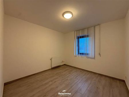 Appartement te huur - Foto 2