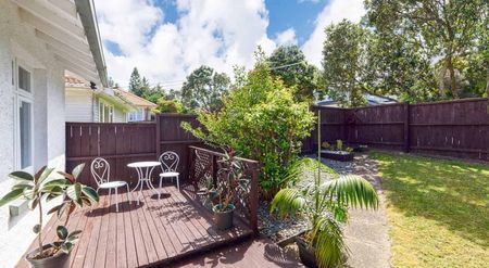 Beautiful 4 bedroom home that ticks all the boxes - Photo 3