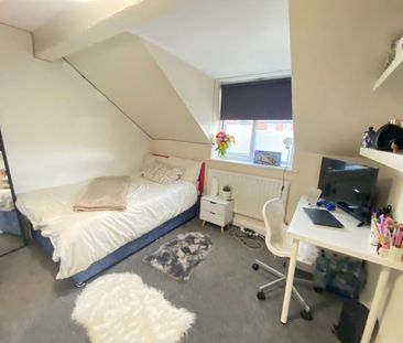 7 bed Detached House for Rent - Photo 5