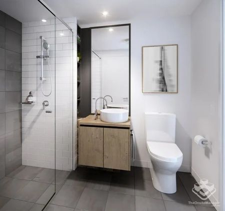 Modern Urban Living in West End | 1 Bed, 1 Bath, 1 Car!! - Photo 4