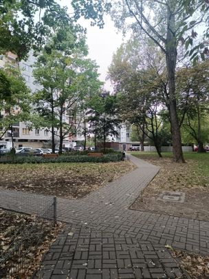 Warszawa,Muranów ,Miła 8 - Photo 1