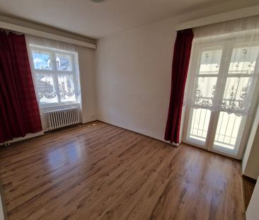 Pronájem bytu 2+1 68 m² - Photo 1