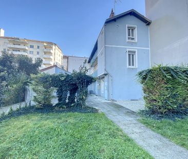 Location Appartement 2 pièces 31m² VILLEURBANNE 69100 - Photo 3