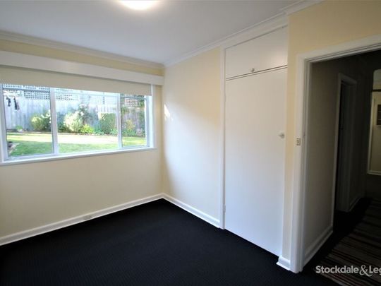 4/105 Locksley Road Ivanhoe VIC - Photo 1