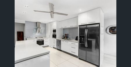 Transformed townhouse offers the perfect lifestyle - Photo 4