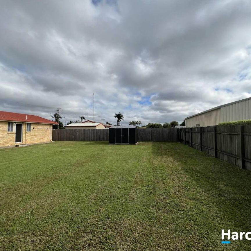 Neat & Tidy Brick Home in Thabeban! - Photo 1