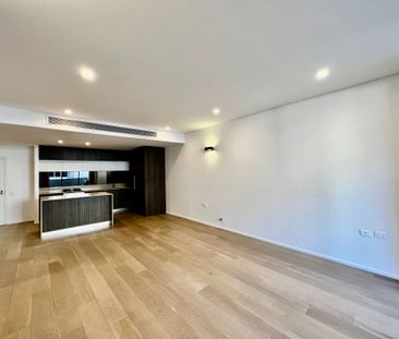 Luxurious 3 bedrooms Living in Camperdown's Heart - Photo 4