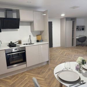 Studio to rent - Photo 2