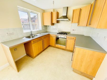 3 bedroom property to rent - Photo 3