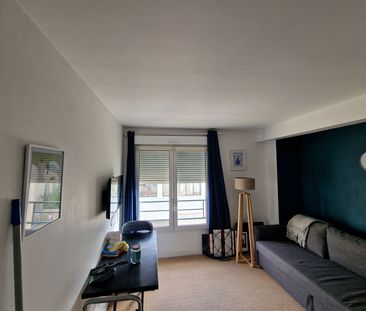 A LOUER AU CENTRE VILLE - STUDIO MEUBLE 18.61M² - Photo 4