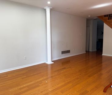 For Lease - 11A Seasons Drive, Toronto, Ontario - Photo 6