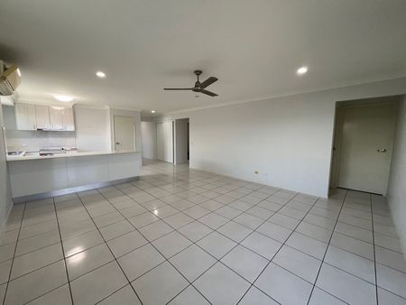 60 Commander Parade, 4750, Shoal Point Qld - Photo 2