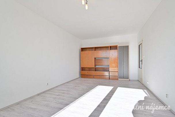 Pronájem bytu 2+1 57 m² - Fotografie 1