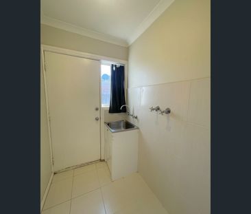21 Horseshoe Circuit, Truganina, Vic 3029 - Photo 6