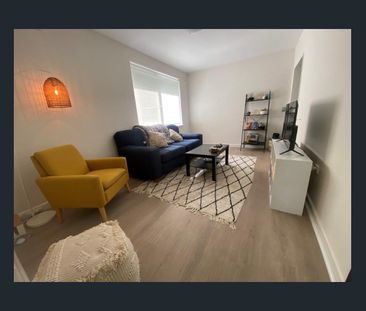 RENOVATED, SECURE, LIGHT AND BRIGHT - BONUS - HAVE YOUR WATER PAID ... - Photo 2