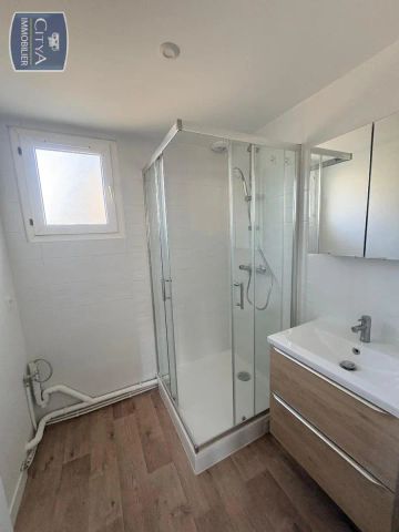 Appartement à louer 2 pièces 43.8m² - Photo 2