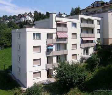 Attraktive 2.5 Zi.-Wohnung an ruhiger Lage - Photo 1